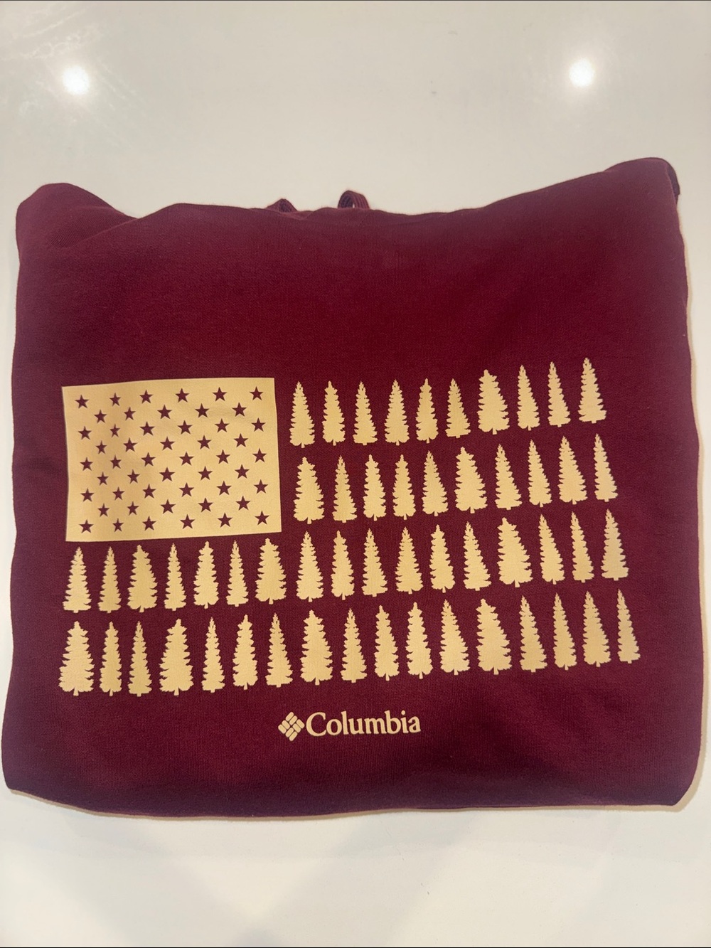 Columbia Maroon Pullover with Gold Tree-Flag Graphic NWT SIZE XL GRAPHIC HOODIE